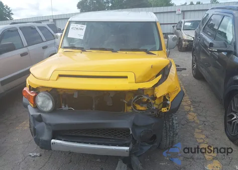 2007 Toyota Fj Cruiser z USA, uszkodzony, nr VIN JTEZU11F170010160